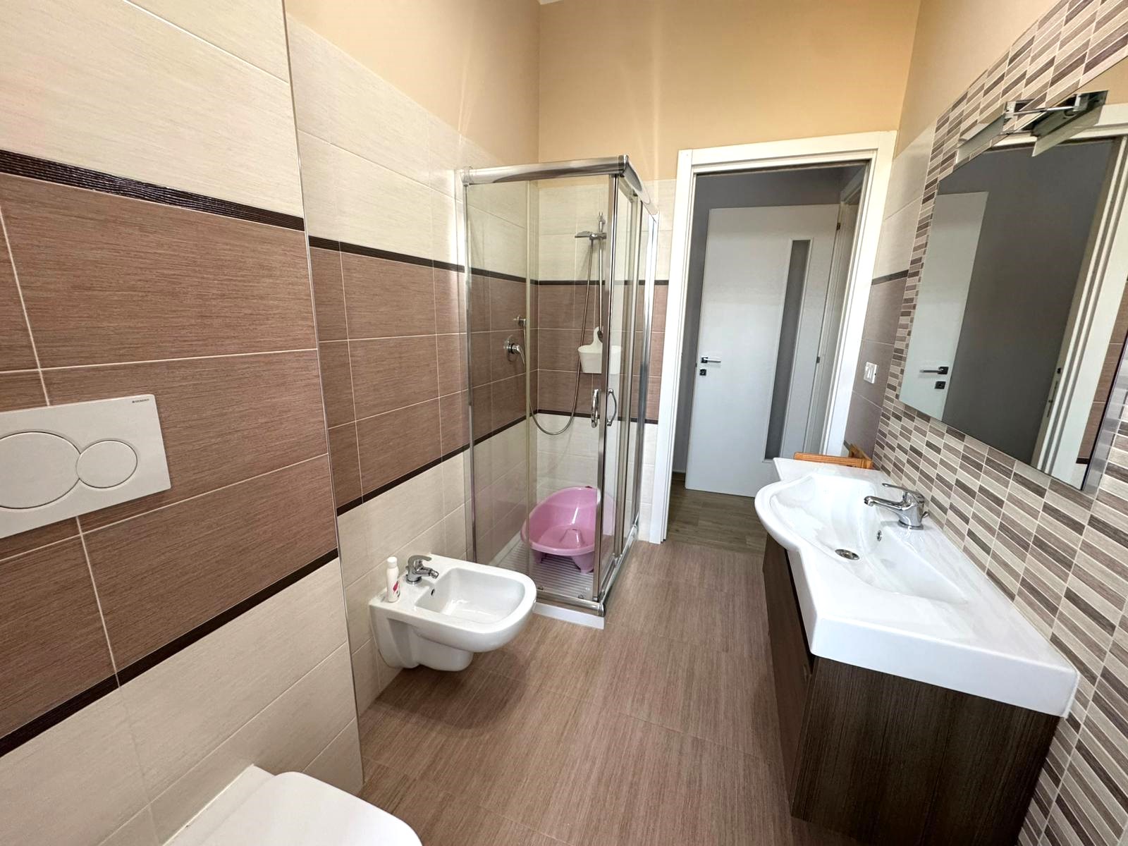 BAGNO ALTRA ANGOLAZIONE
